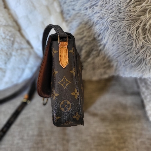 LOUIS VUITTON Monogram Saint Cloud MM..Authentic..w/COA - Picture 10 of 12